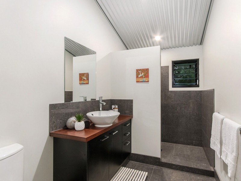 9-11 Ridgeview Crescent, Bonogin QLD 4213