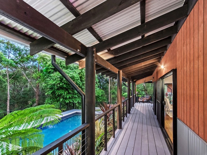 9-11 Ridgeview Crescent, Bonogin QLD 4213