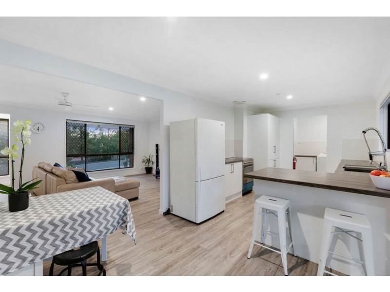 527 Ashmore Road, Ashmore QLD 4214