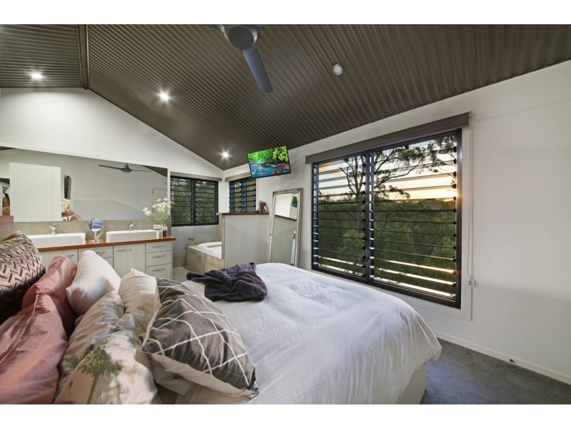 105 Tolga Road, Bonogin QLD 4213