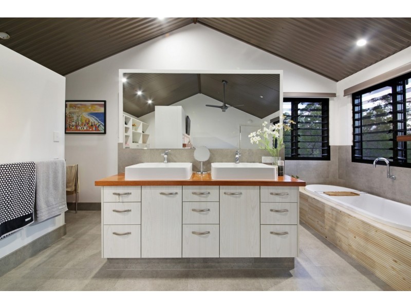 105 Tolga Road, Bonogin QLD 4213