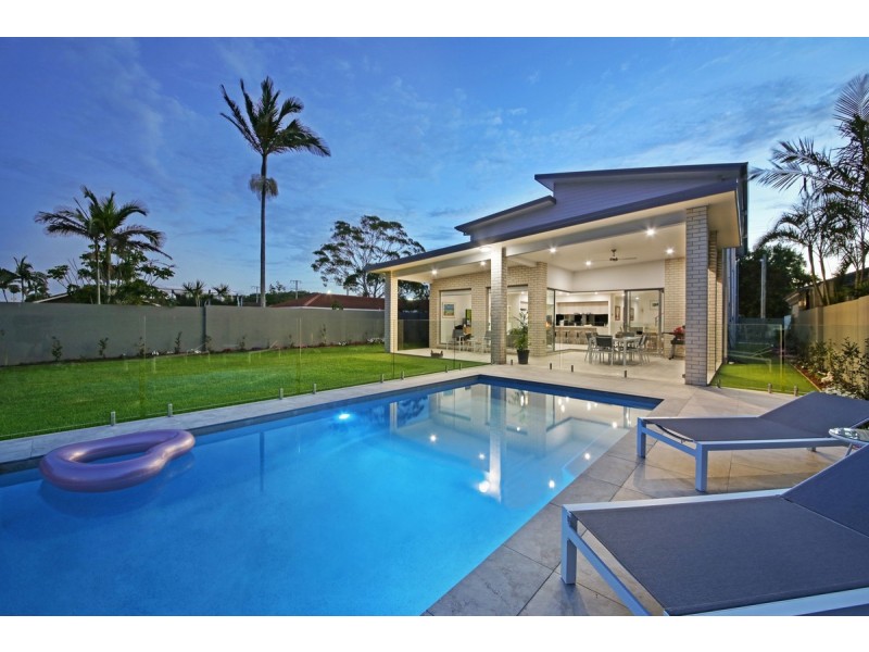 58 Mallawa Drive, Palm Beach QLD 4221