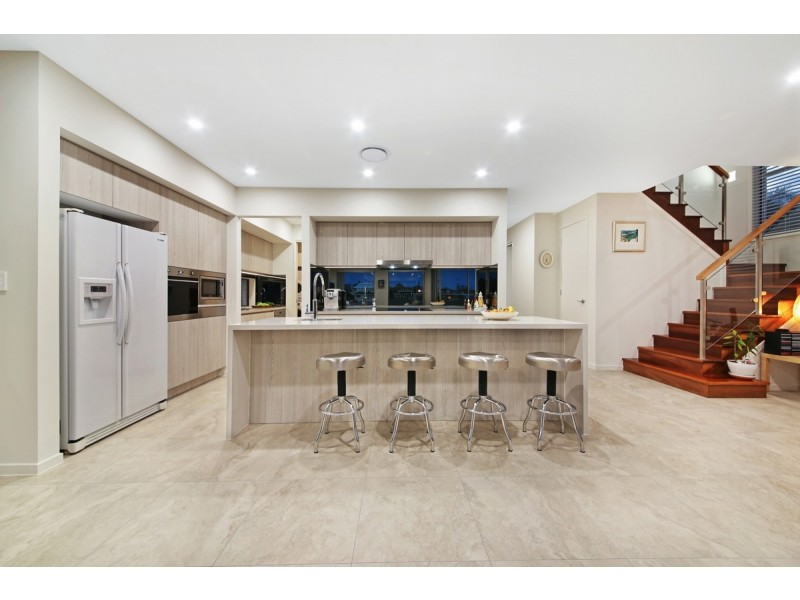 58 Mallawa Drive, Palm Beach QLD 4221