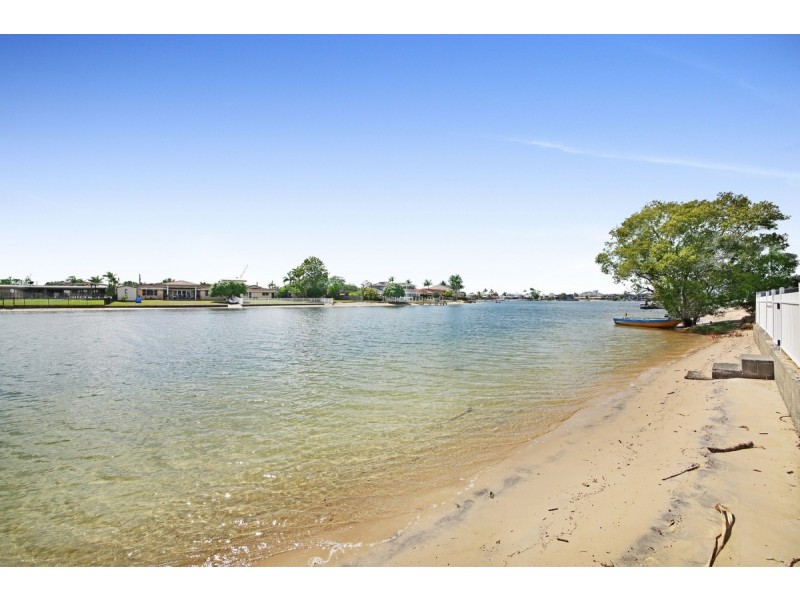 58 Mallawa Drive, Palm Beach QLD 4221