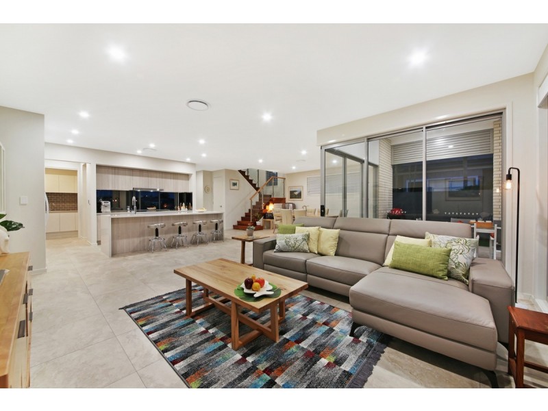 58 Mallawa Drive, Palm Beach QLD 4221