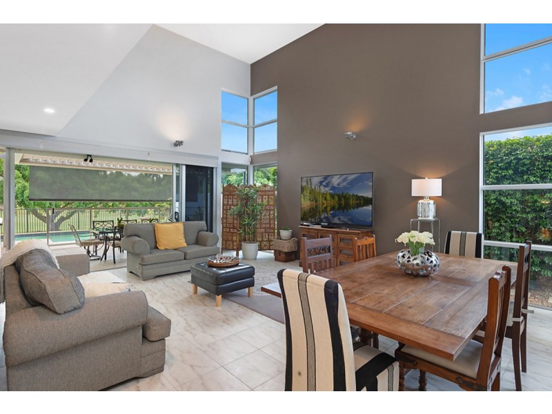 837 Legend Trail, Robina QLD 4226