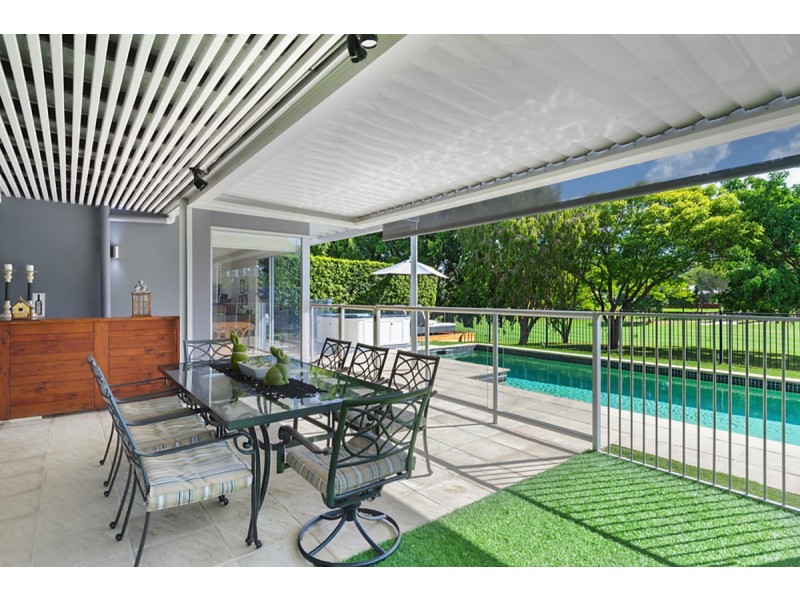837 Legend Trail, Robina QLD 4226