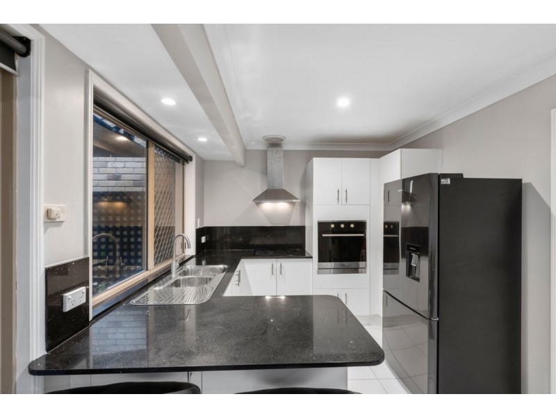 27/20-26 Golden Palms Court, Ashmore QLD 4214