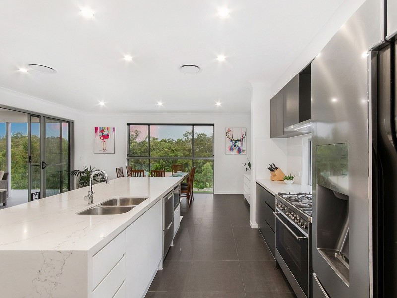 28 Panorama Drive, Reedy Creek QLD 4227