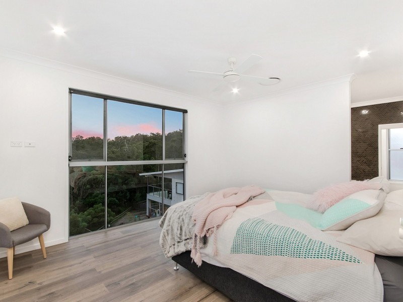 28 Panorama Drive, Reedy Creek QLD 4227