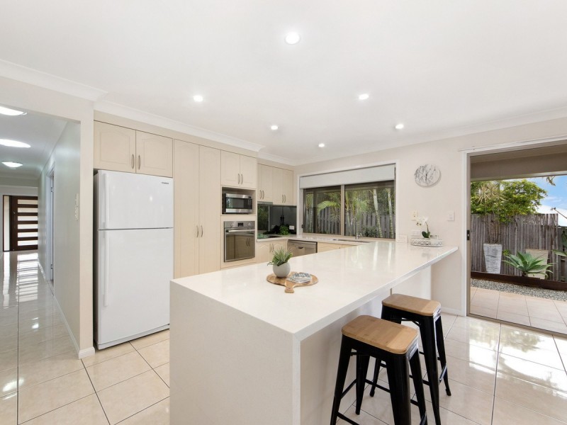 11 Aquarius Street, Reedy Creek QLD 4227