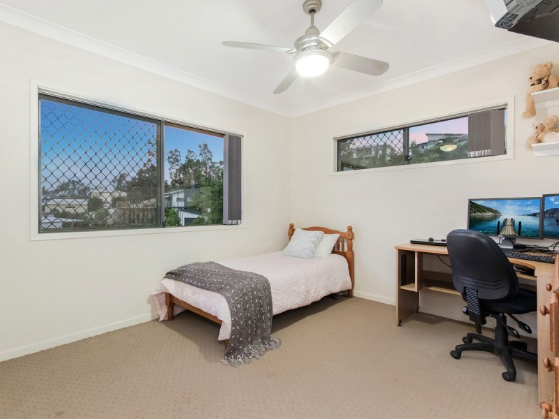 19 Laceflower Court, Reedy Creek QLD 4227