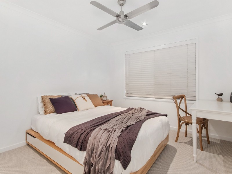 6 Southern Skies Avenue, Reedy Creek QLD 4227