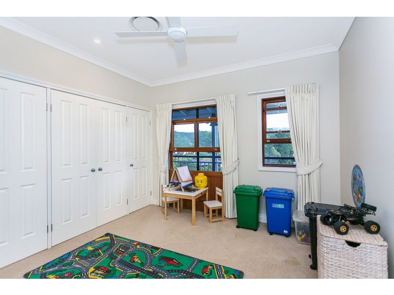 25 Mountain View Crest, Mount Nathan QLD 4211