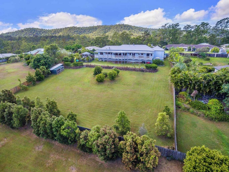 25 Mountain View Crest, Mount Nathan QLD 4211