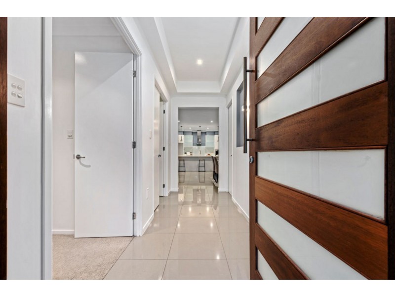 17 Stone Creek Drive, Upper Coomera QLD 4209