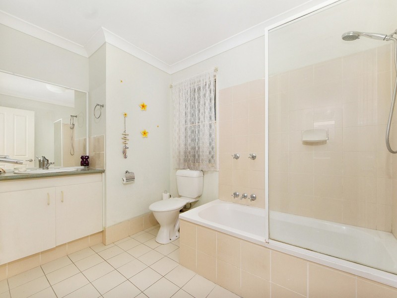 13/1 Township Drive, Burleigh Heads QLD 4220