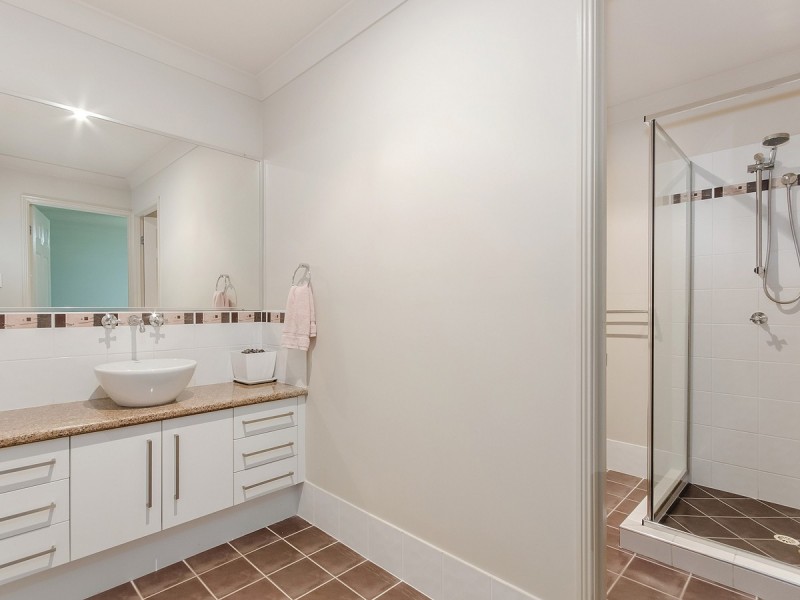 16 Barden Ridge Road, Reedy Creek QLD 4227