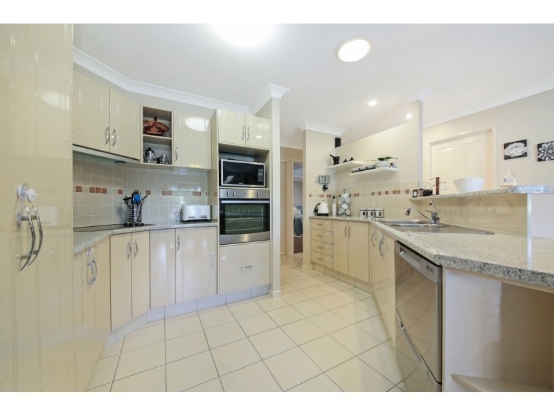 9 Ellis Drive, Mudgeeraba QLD 4213