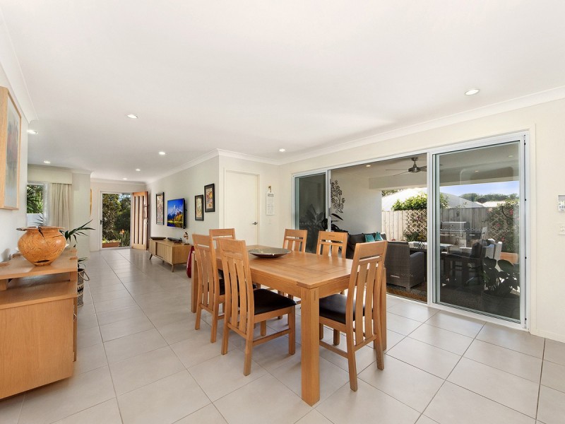 1/4 Worchester Terrace, Reedy Creek QLD 4227