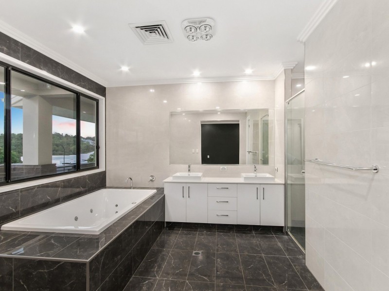 109 Barden Ridge Road, Reedy Creek QLD 4227