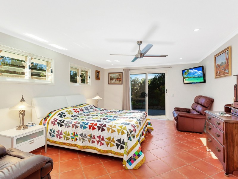 15 Baileys Road, Tallai QLD 4213