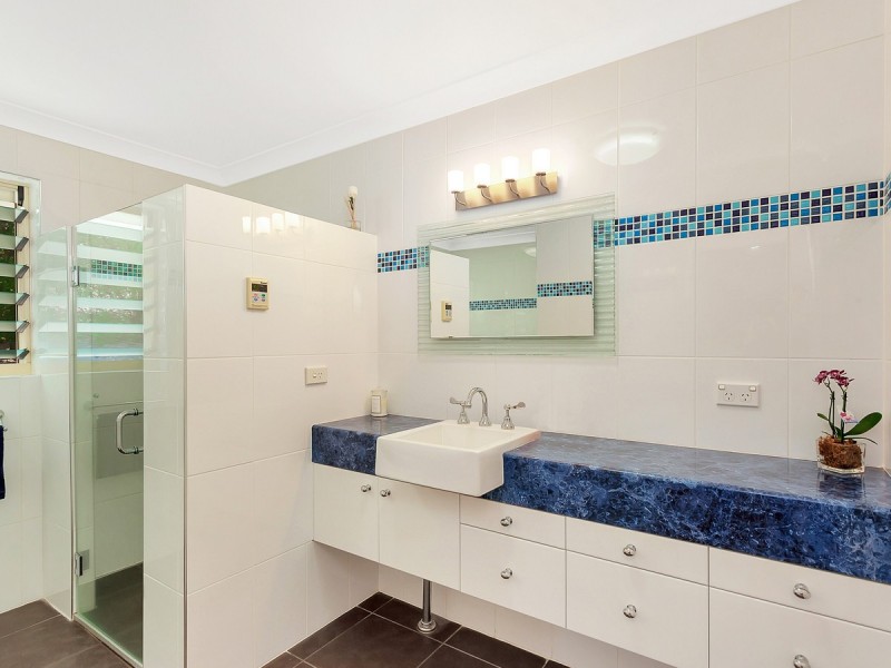 15 Baileys Road, Tallai QLD 4213