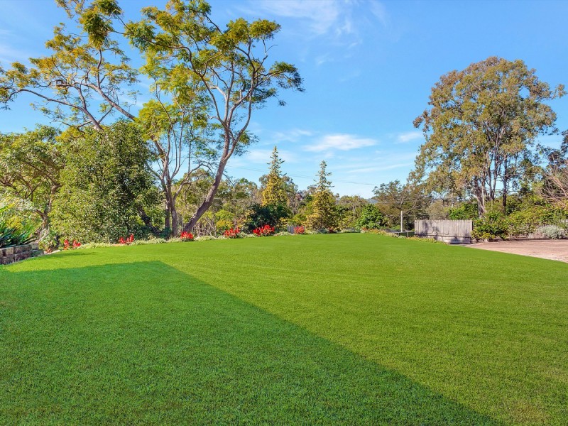 15 Baileys Road, Tallai QLD 4213