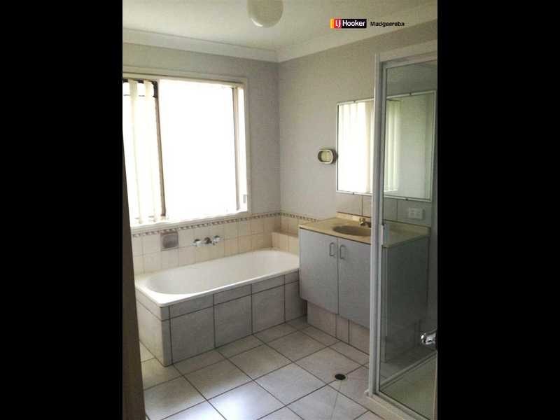 72/601 Pine Ridge Road, Biggera Waters QLD 4216