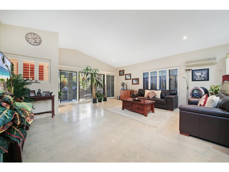 10 Acklin Court, Varsity Lakes QLD 4227