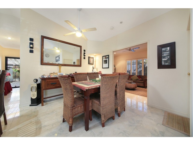 10 Acklin Court, Varsity Lakes QLD 4227