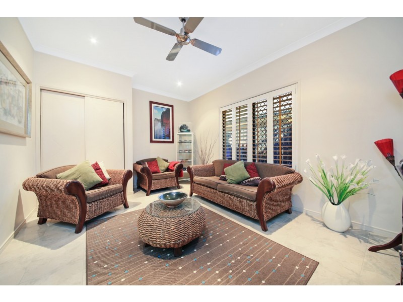 10 Acklin Court, Varsity Lakes QLD 4227