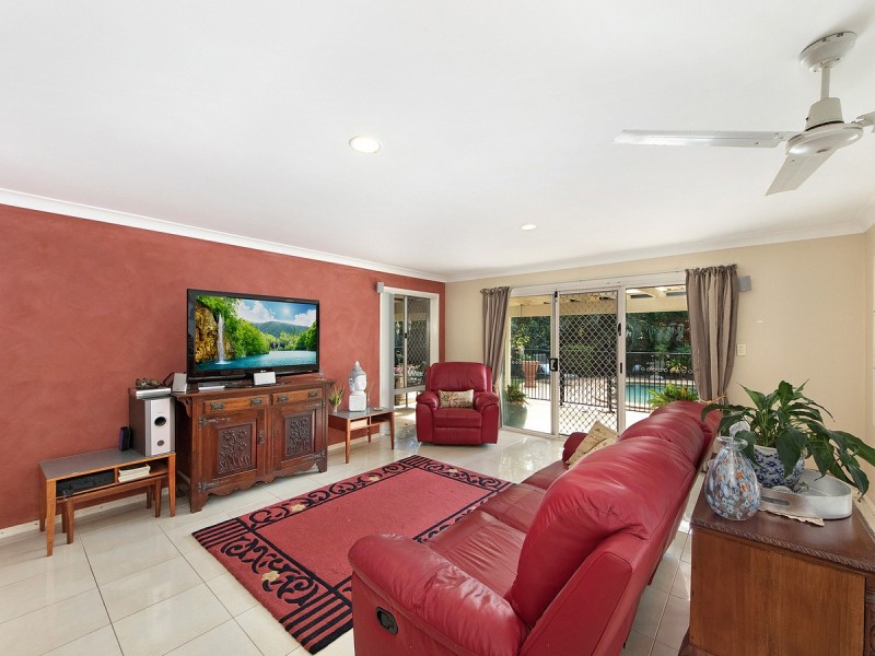 18 Litsea Court, Reedy Creek QLD 4227