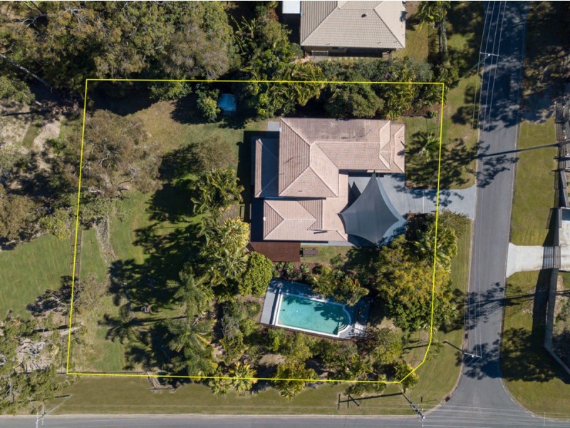 2 Fergus Court, Worongary QLD 4213