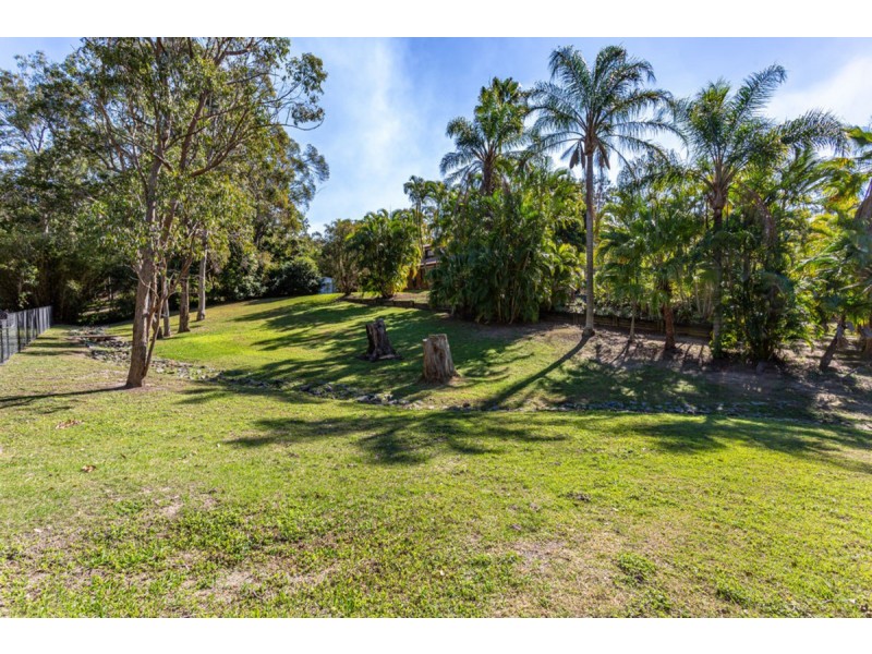 2 Fergus Court, Worongary QLD 4213