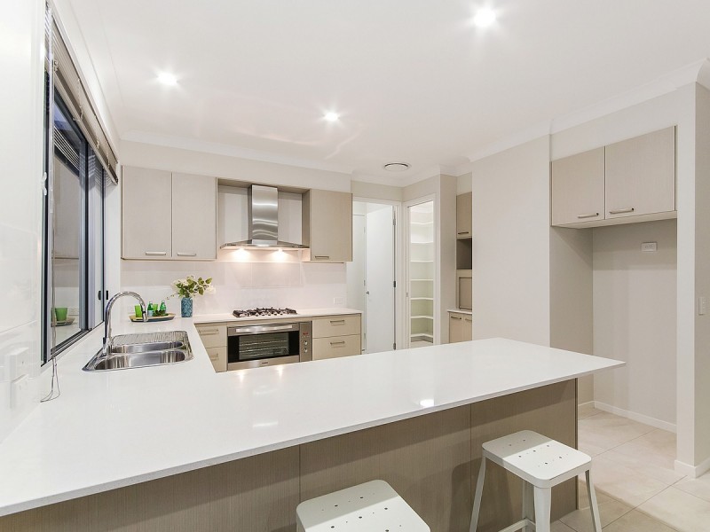 80 Cordyline Drive, Reedy Creek QLD 4227