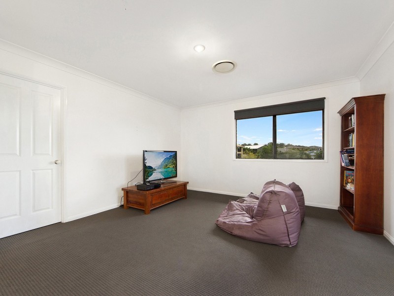 21 Snowwood Street, Reedy Creek QLD 4227