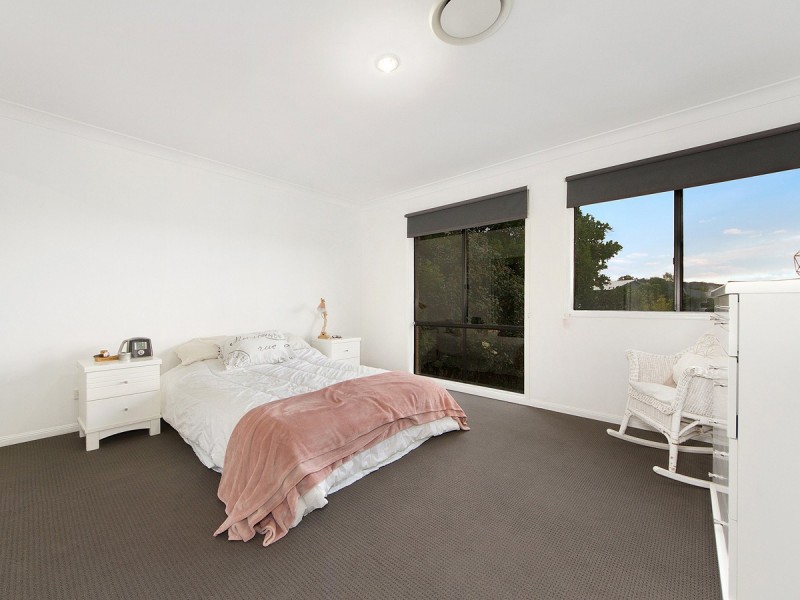 21 Snowwood Street, Reedy Creek QLD 4227