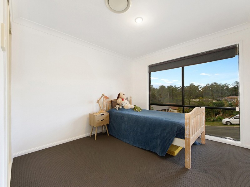 21 Snowwood Street, Reedy Creek QLD 4227