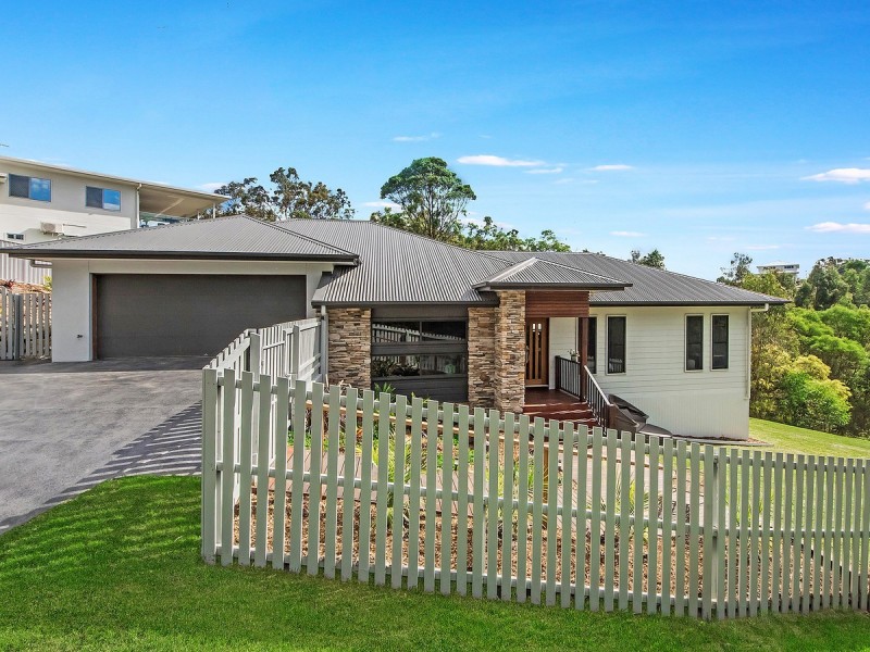 28 Kingcrest Drive, Reedy Creek QLD 4227