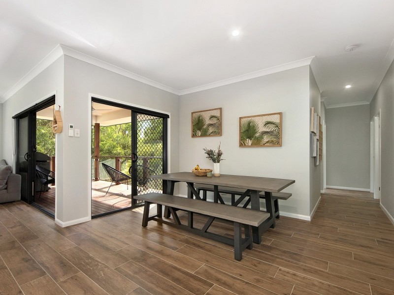 28 Kingcrest Drive, Reedy Creek QLD 4227