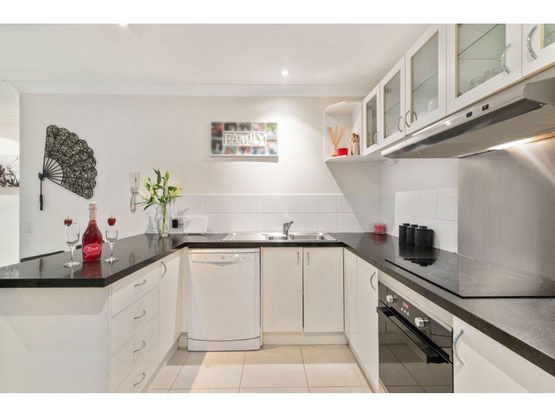 11/15-35 Killarney Avenue, Robina QLD 4226