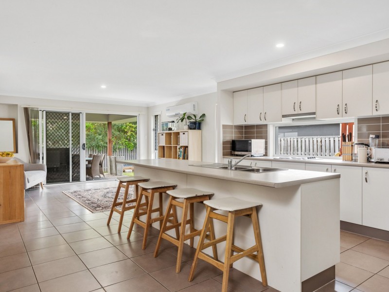 89 Observatory Drive, Reedy Creek QLD 4227