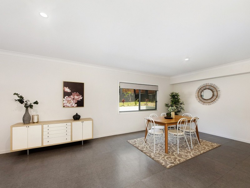 22 Kingcrest Drive, Reedy Creek QLD 4227