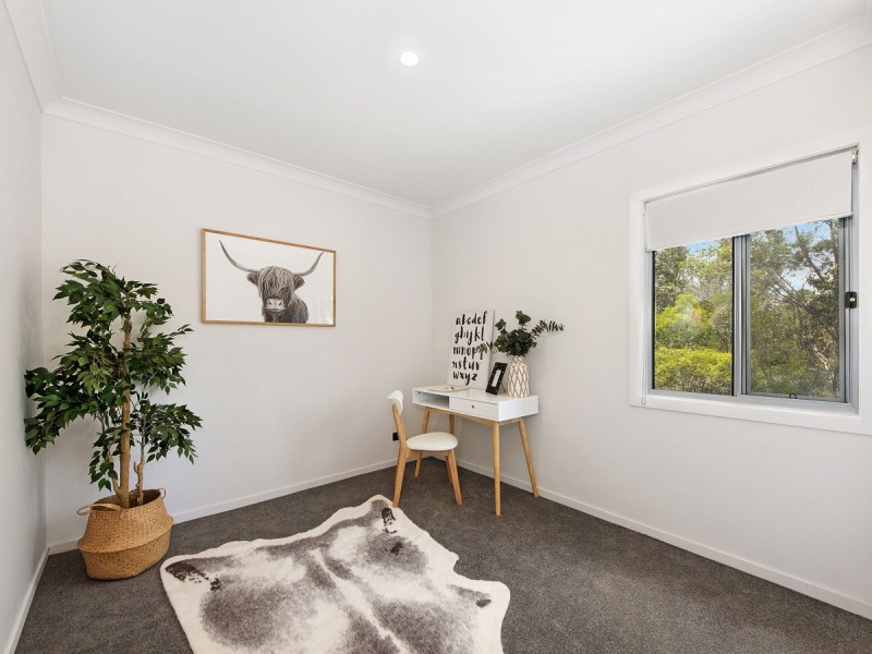 22 Kingcrest Drive, Reedy Creek QLD 4227