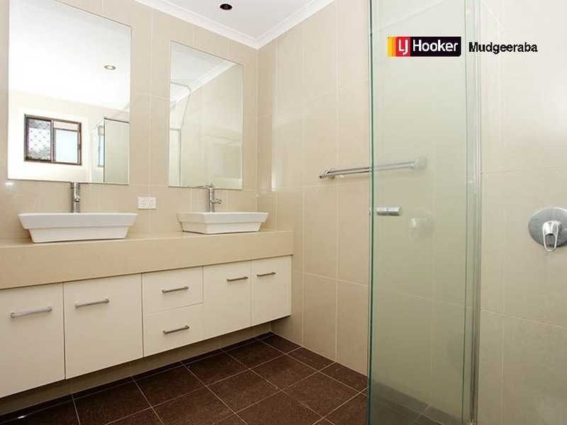 5 Princess Place, Tallai QLD 4213