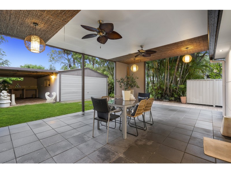 68 Manus Avenue, Palm Beach QLD 4221