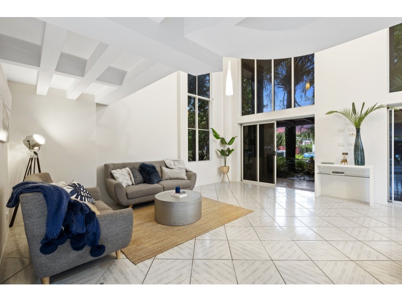 68 Manus Avenue, Palm Beach QLD 4221