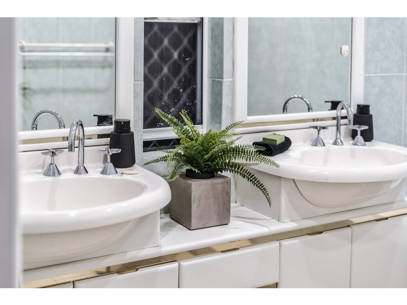 68 Manus Avenue, Palm Beach QLD 4221
