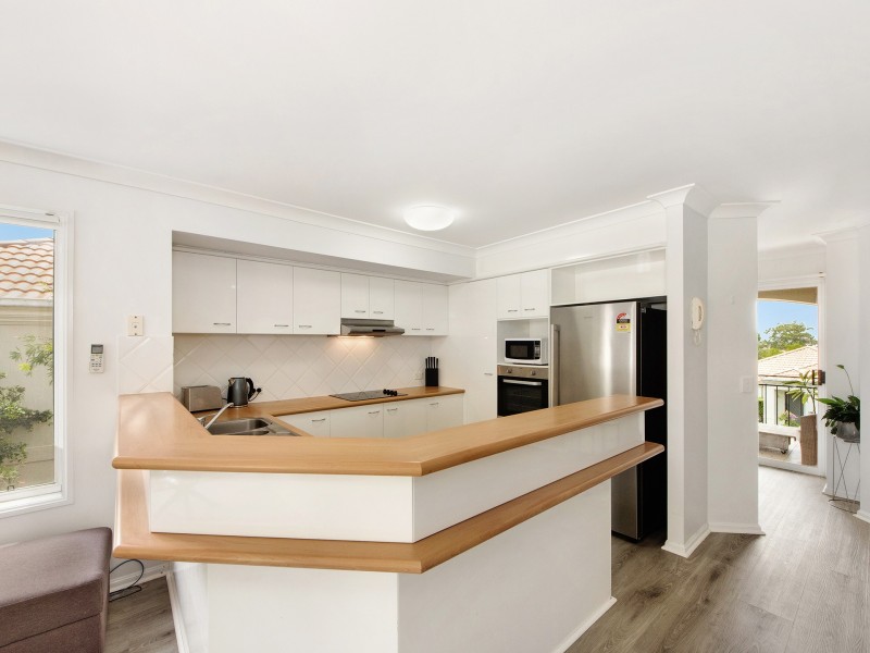 117/31 Langport Parade, Mudgeeraba QLD 4213